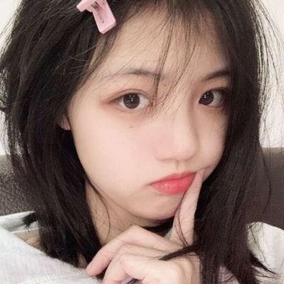 女孩爱跑步